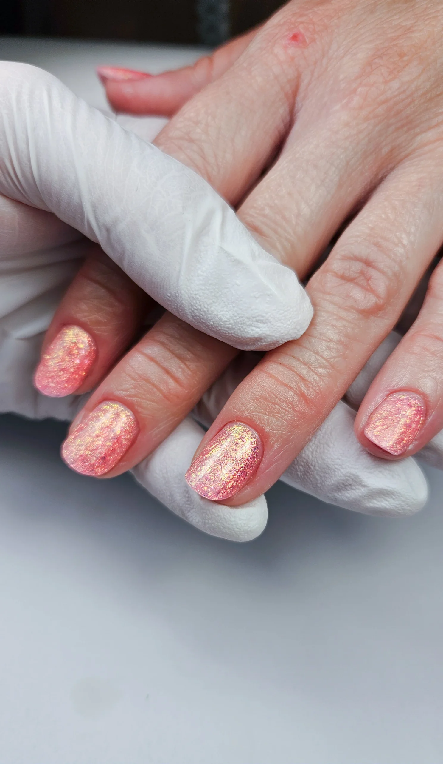 Manicure hybrydowy